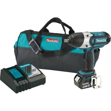 Makita 18 Volt LXT Lithium-Ion Cordless 1/2 In. Impact Wrench Kit 3.0 Ah