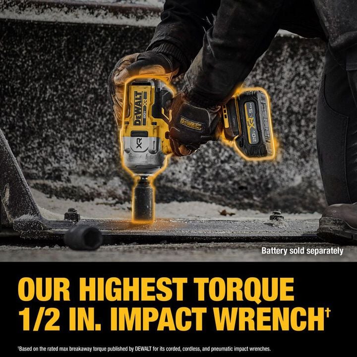 DEWALT 20V MAX* XR 1/2 In. Impact Wrench with Hog Ring (Bare Tool) and Protective Boot, large image number 2