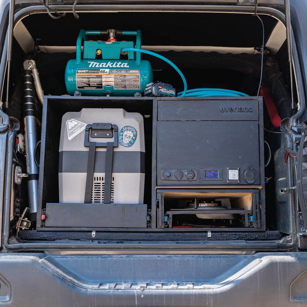 Makita 40V max XGT Brushless Cordless 2 Gallon Quiet Series Compressor Kit (4.0Ah), large image number 9
