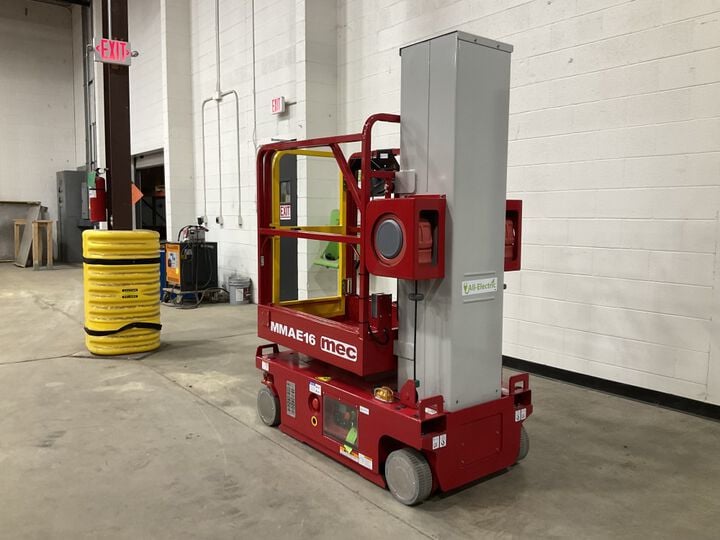 mec 16' All Electric Vertical Mast Lift New, large image number 9