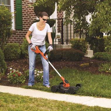 Black and Decker 20-volt Max 12-in 3-in-1 Compact Cordless Push Lawn Mower, large image number 3