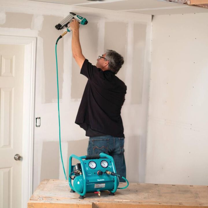 Makita Compact Air Compressor, large image number 8