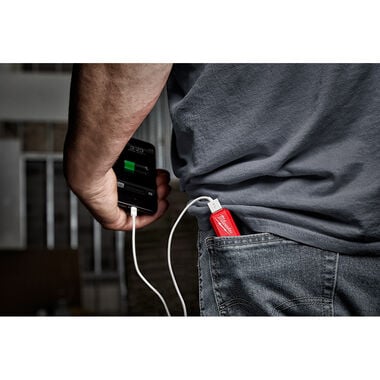 Milwaukee REDLITHIUM USB Charger and Portable Power Source Kit, large image number 11