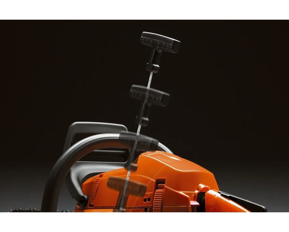 Husqvarna 372XP 71cc 20In Chainsaw with 3/8In .050 Bar and Chain, large image number 10