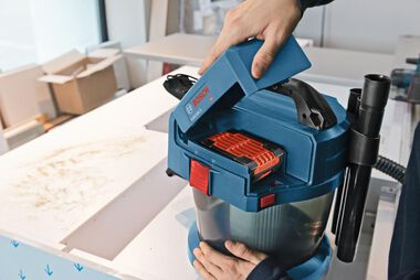 Bosch 18 V 2.6-Gallon Wet/Dry Vacuum Cleaner with HEPA Filter (Bare Tool), large image number 17