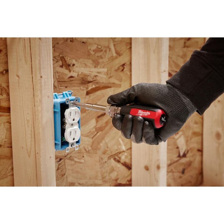 Milwaukee 13-in-1 Magnetic Multi-Bit Screwdriver, large image number 4
