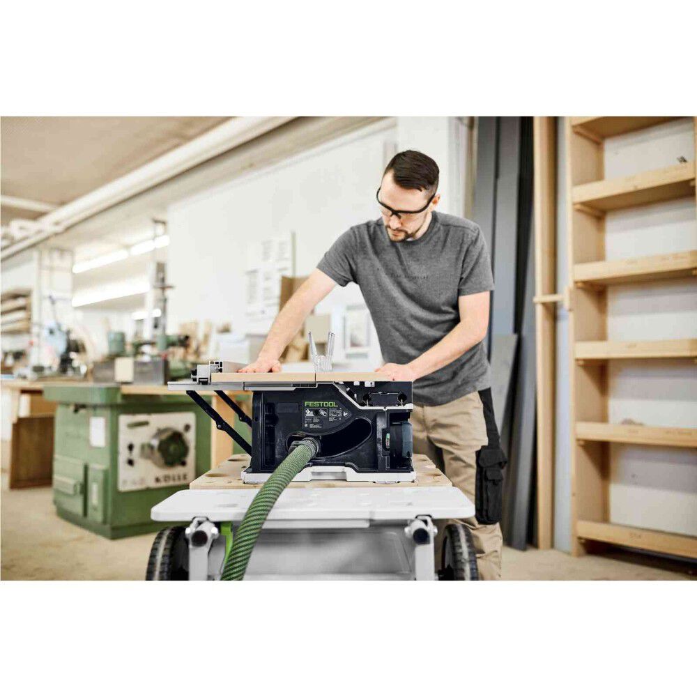 Battery powered hotsell table saw