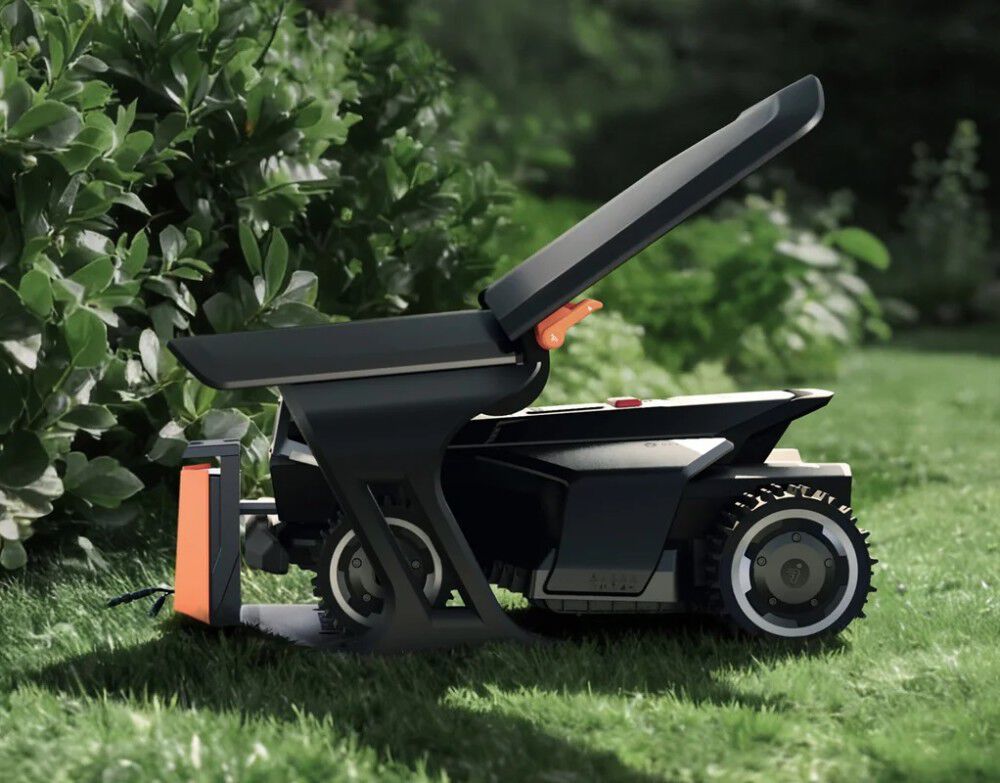 Segway Navimow Promotional XL Garage for X430 and X450 Robotic Lawn Mowers, large image number 3