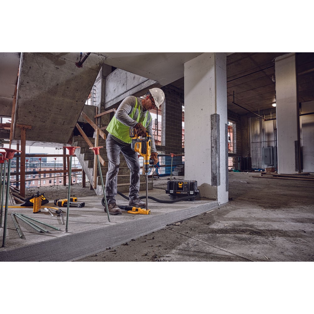 DEWALT 60V MAX 1-3/4in SDS MAX Brushless Combination Rotary Hammer Kit, large image number 6