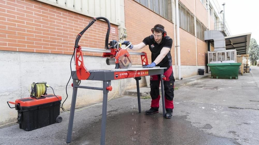 Rubi Tools DC-250 Python 1200 48in Wet Tile Saw 10in Blade, large image number 7