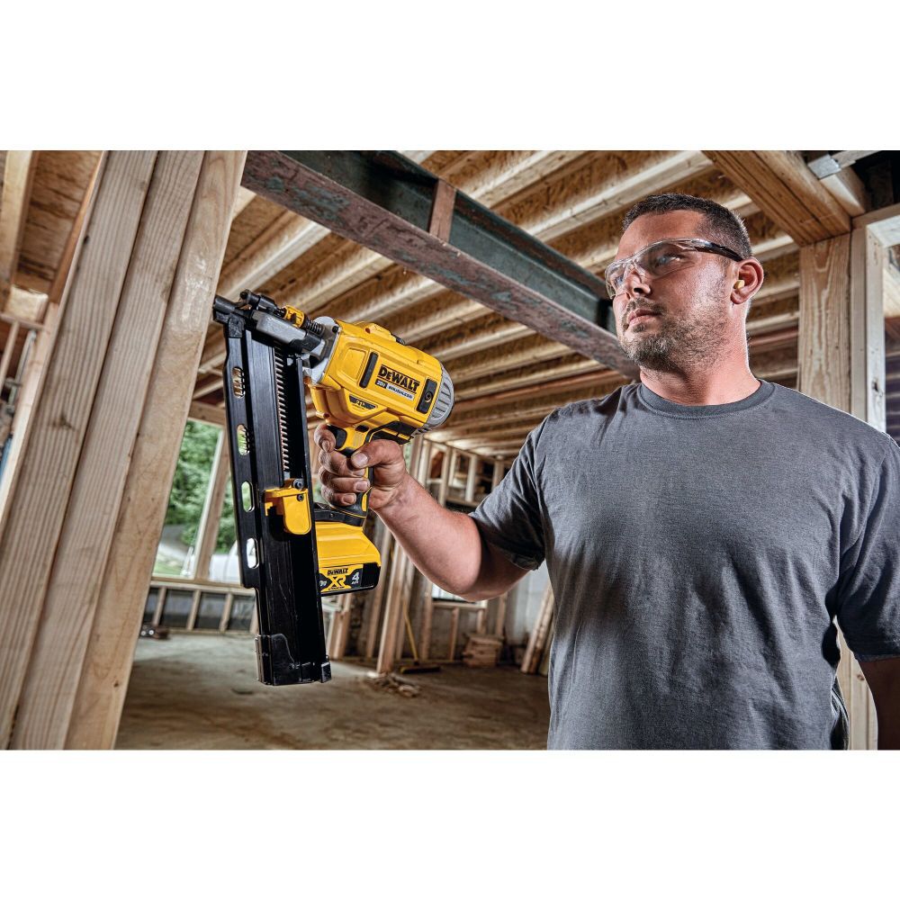 Dewalt framing store gun battery