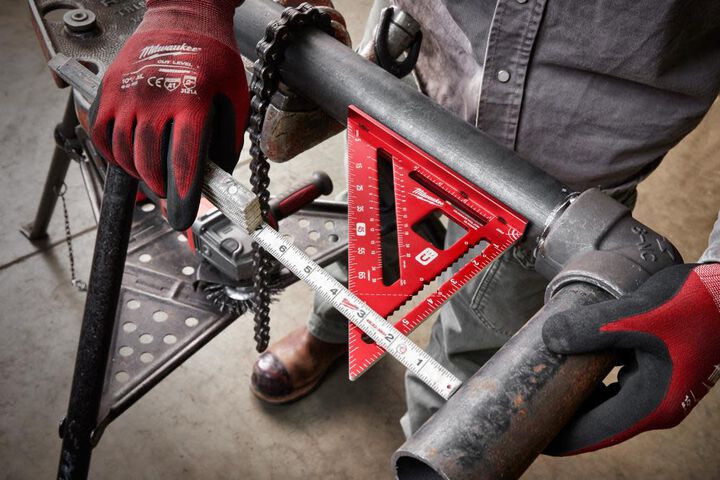 Milwaukee 7 in. Magnetic Rafter Square, large image number 2