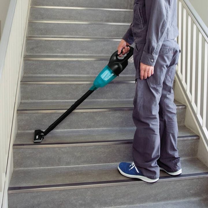 Makita 18V LXT Lithium-Ion Cordless Vacuum (Bare Tool), large image number 3