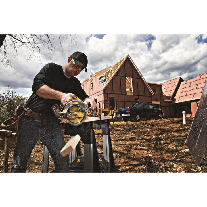 DEWALT Promotional FLEXVOLT 60V MAX 7-1/4In Circular Saw with Brake (Bare Tool), large image number 1