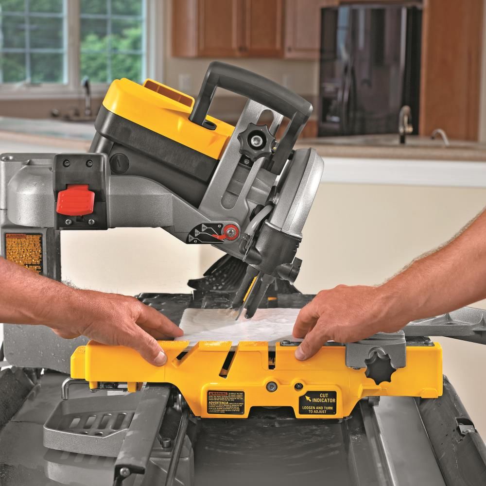 DEWALT HEAVY-DUTY 10in WET TILE SAW (D24000), large image number 12