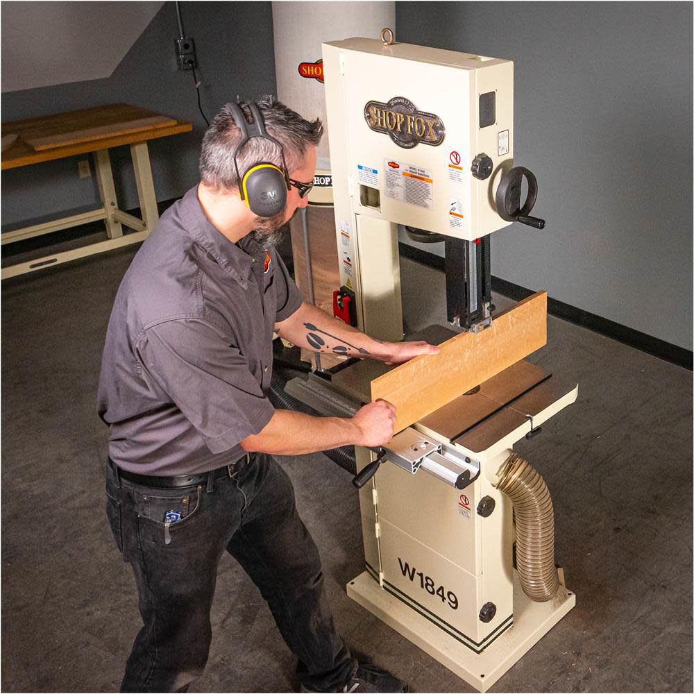 Shop Fox 14 Inch Resaw Bandsaw 110V/220V 2HP 1 Phase, large image number 3