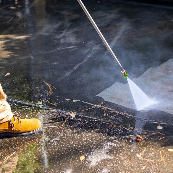 DEWALT 4000 PSI 3.5 GPM Gas Powered Cold Water Pressure Washer with 5 Quick Connect Spray Nozzles, large image number 5