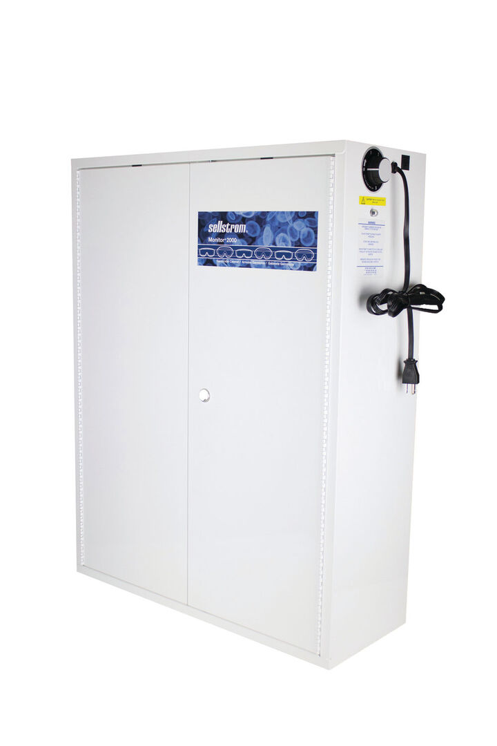 Sellstrom Monitor 2000 Germicidal Eyewear Cabinet White, large image number 1