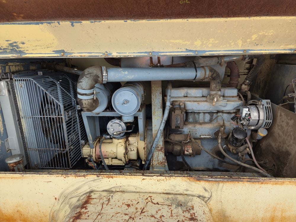 Ingersoll Rand P185AWJD 185 CFM Towable Air Compressor Used 1990, large image number 13