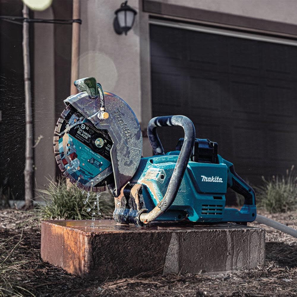 Makita 40V max XGT Brushless Cordless 9 Inch Power Cutter 5 Ah Kit with AFT Electric Brake GEC03T Acme Tools