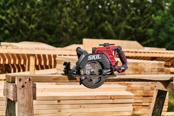 SKIL 40V 20Vx2 XP Circular Saw Kit Brushless 7 1/4in Rear Handle, large image number 1