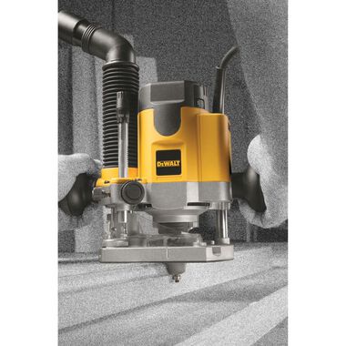 Vrijlating dramatisch Kaal DEWALT 2 HP Plunge Router DW621 from DEWALT - Acme Tools