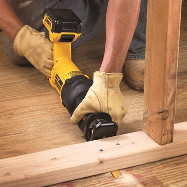 DEWALT 20 V Max Li-ion Reciprocating Saw (Bare Tool), large image number 1