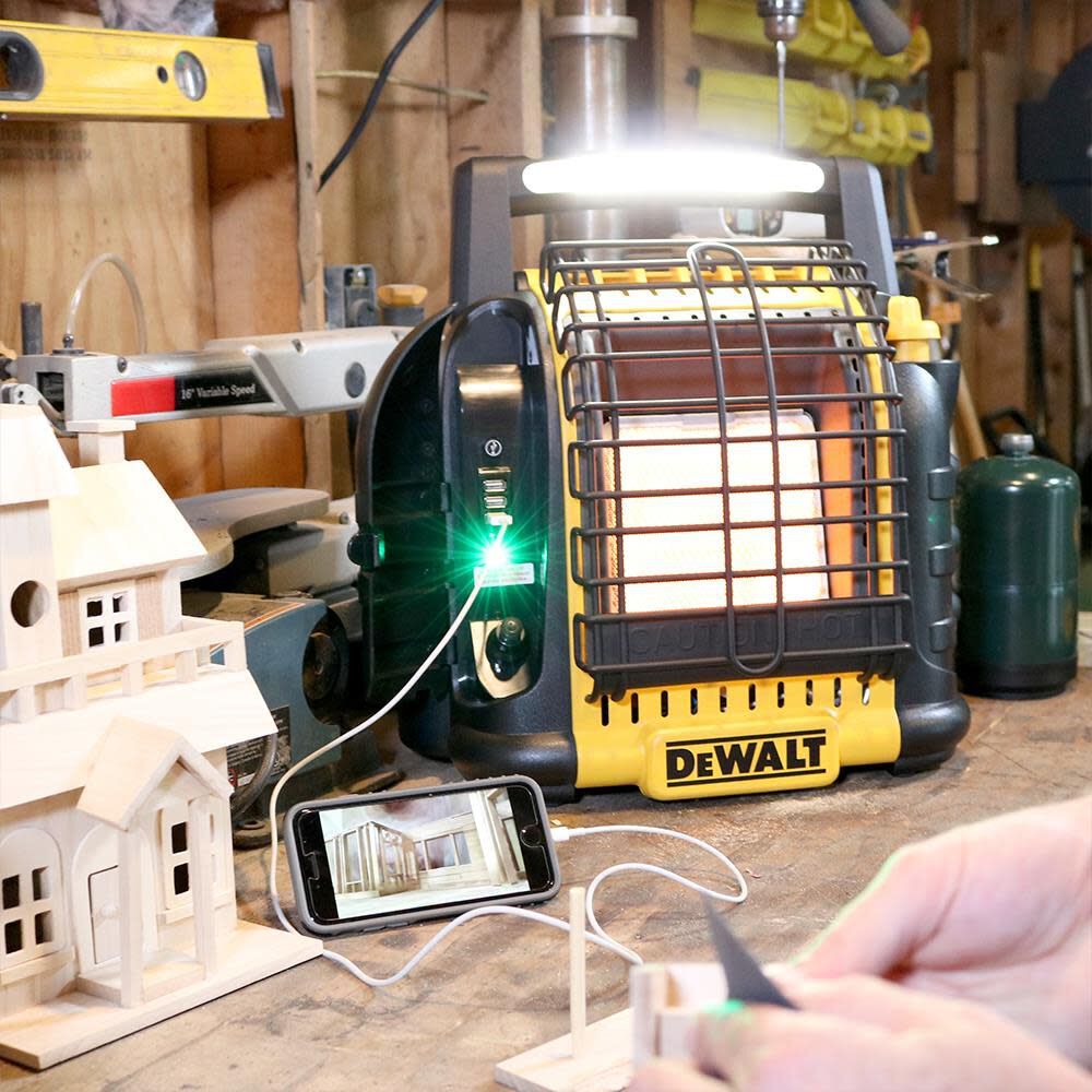 DEWALT DXH12B 12000 BTU Cordless Portable Propane Radiant Heater