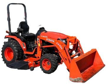 Kubota B2301HSD Compact Utility Tractor - Used 2015
