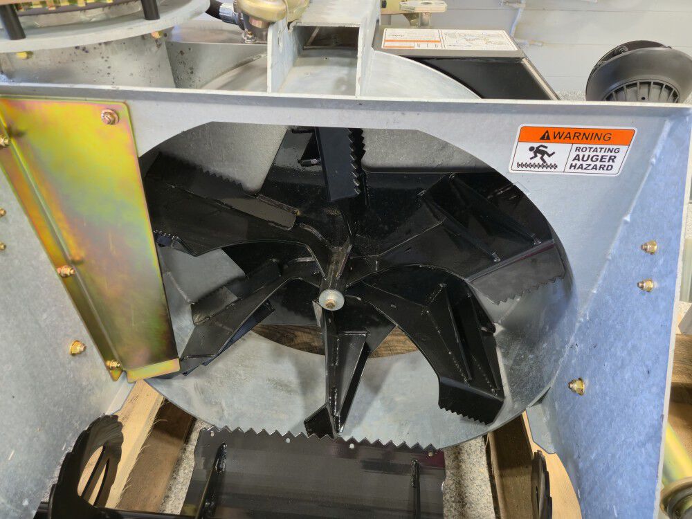 MUSKOX 82 Inch Inverted PTO Snow Blower, large image number 9