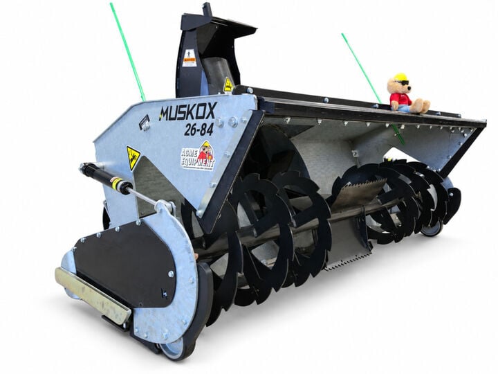 MUSKOX 84 Inch 17-50 GPM Hydraulic Snow Blower