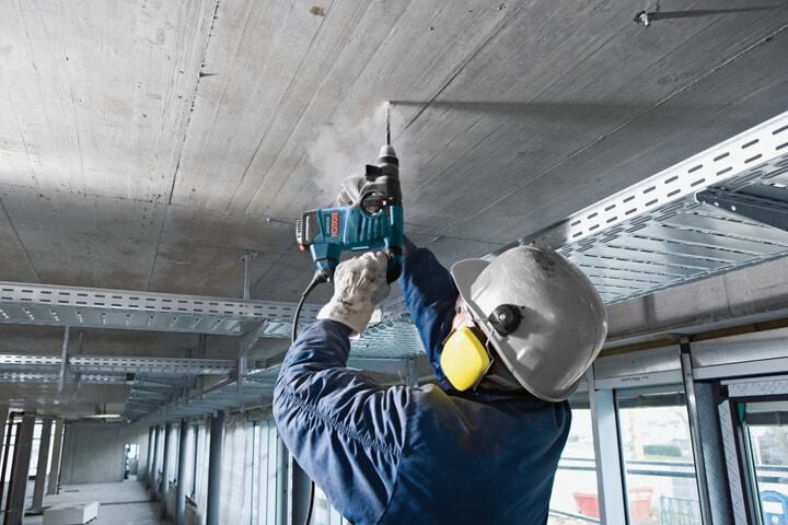 Bosch 1-1/8 Inch SDS-plus Rotary Hammer, large image number 9