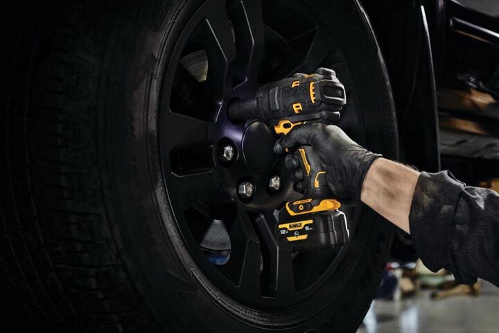 DEWALT 12V Impact Wrench 3/8in (Bare Tool), large image number 7