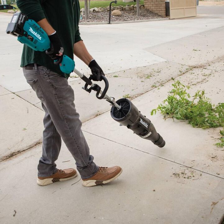 Makita Promotional 18V LXT Couple Shaft Power Head Kit with 13 Inch String Trimmer and Blower Attachments, large image number 3