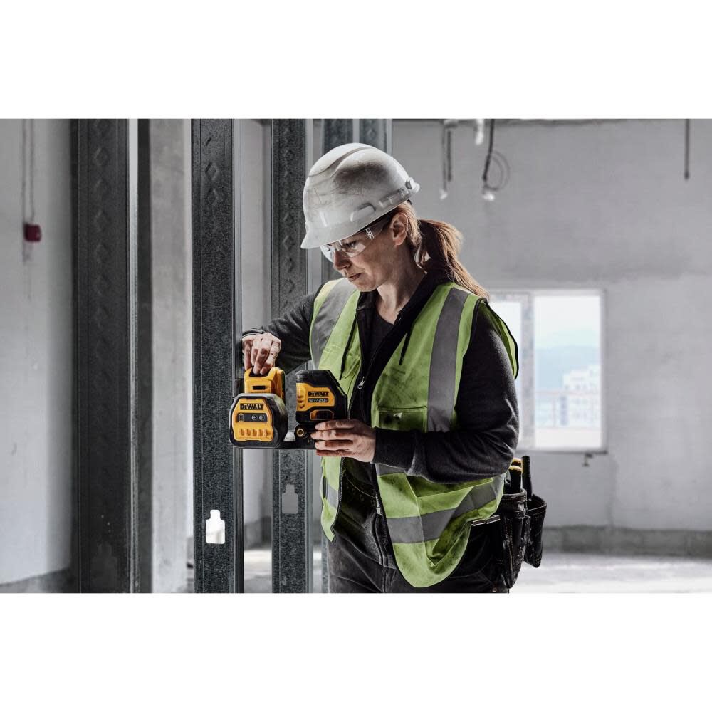 Dewalt 20v sale laser level