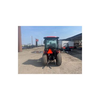Kubota B2650HSDC 1261 cc Diesel Compact Utility Tractor -2013 Used, large image number 4