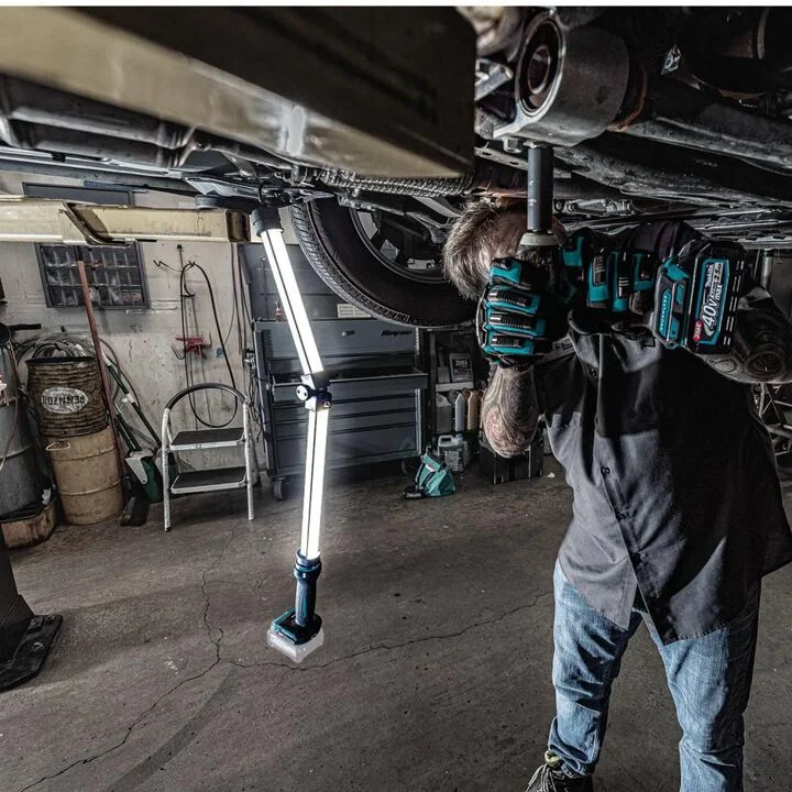 Makita 40V max XGT Cordless L.E.D. Underhood Work Light (Bare Tool), large image number 8