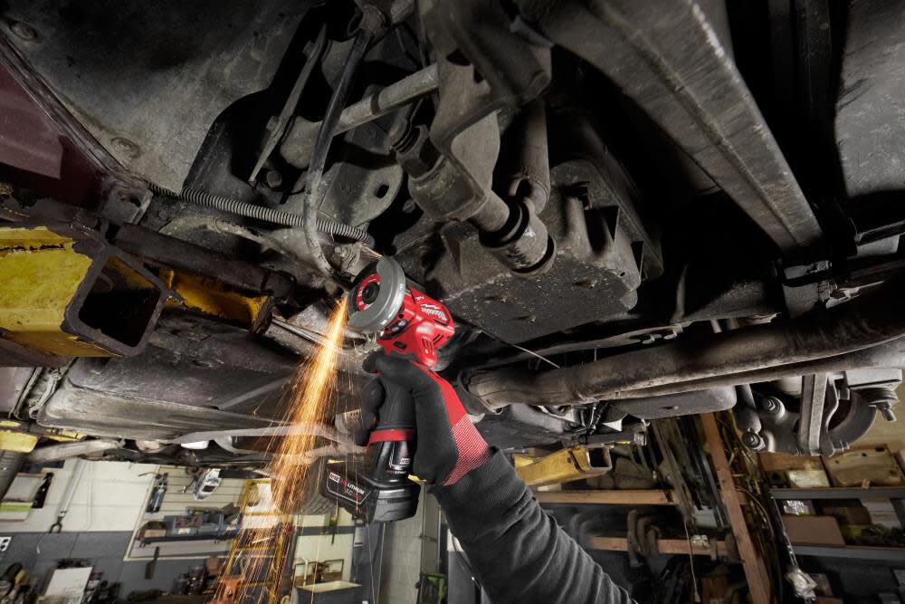 Milwaukee 3 cut store off tool kit