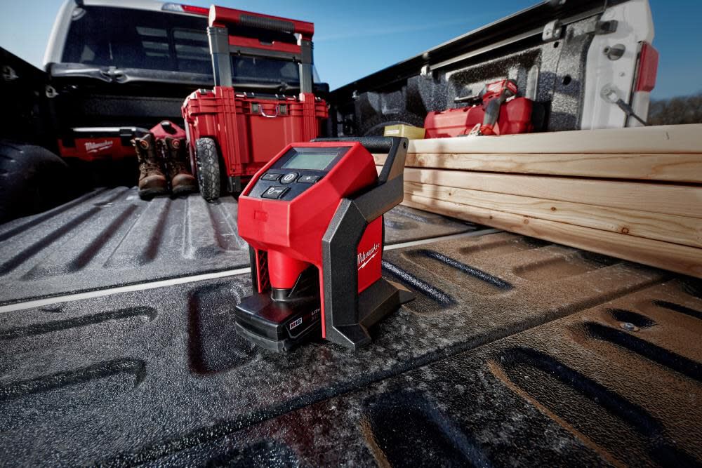 Milwaukee M12 Compact Inflator Reconditioned (Bare Tool), large image number 10