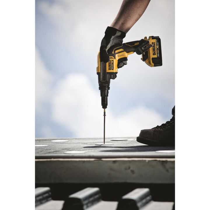 DEWALT 20 V MAX XR Versa-Clutch Adjustable Torque Screwgun Kit, large image number 3