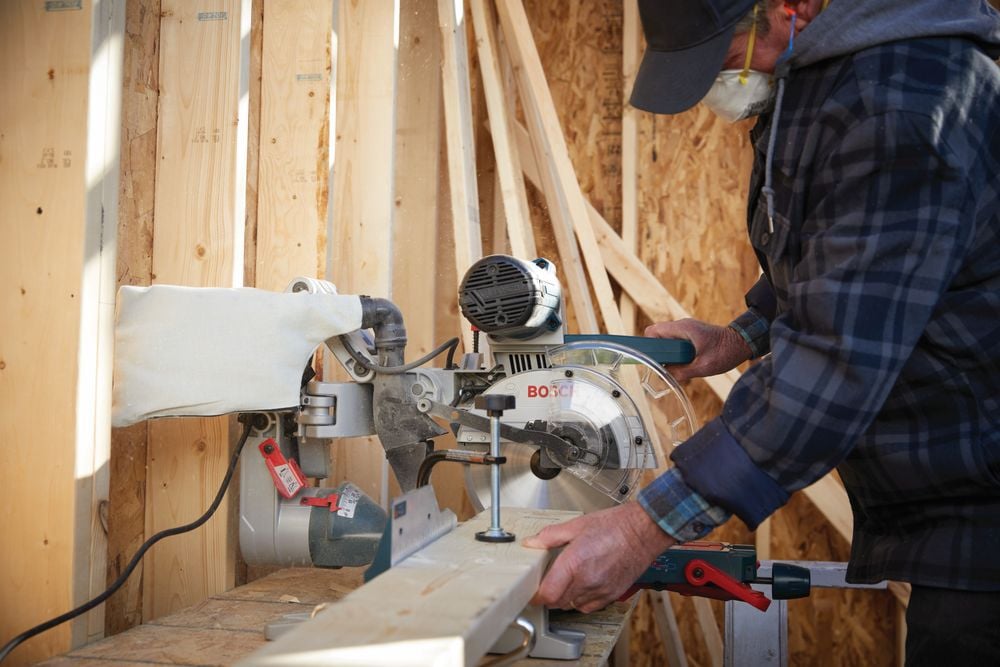 Bosch 10 Inch Dual-Bevel Glide Miter Saw, Reconditioned, large image number 7