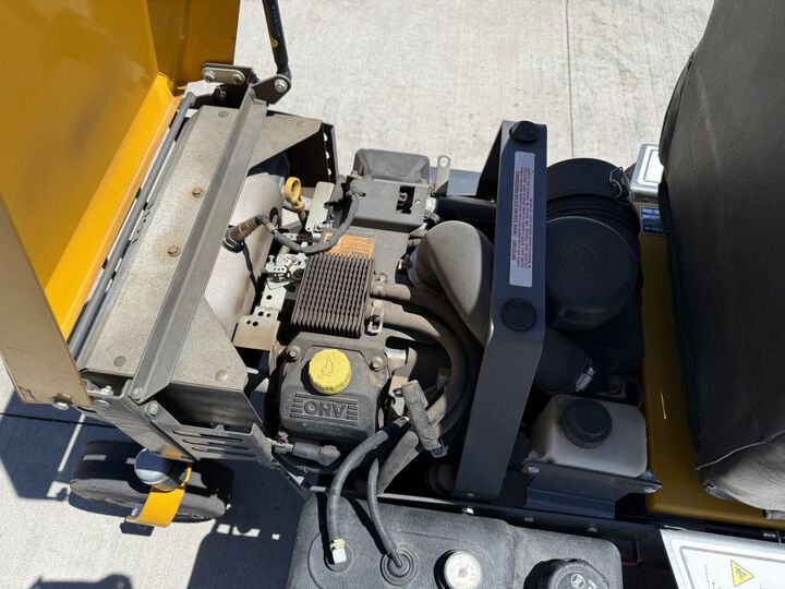 Walker B27i 48 Inch 26.5HP Zero-Turn Lawn Mower Used 2021, large image number 8