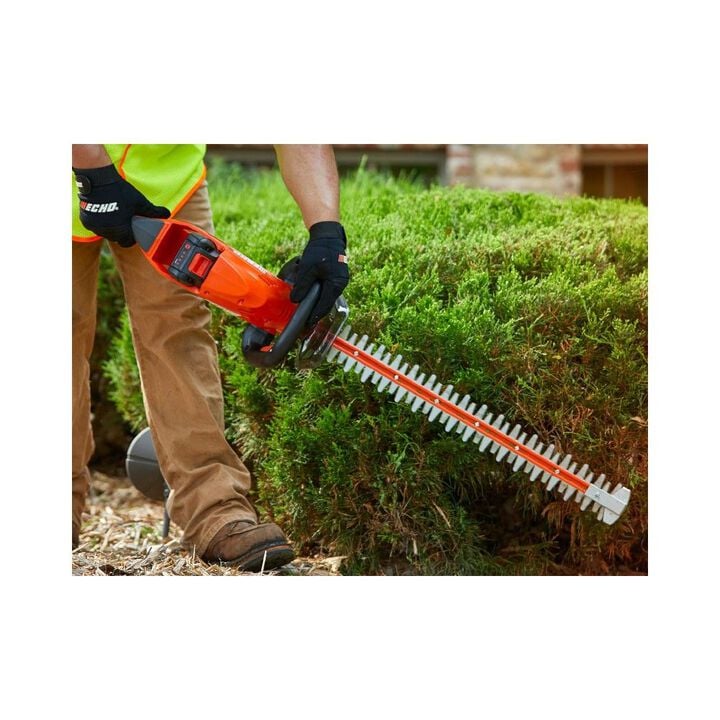 Echo 22in 56V Hedge Trimmer Brushed Motor with Battery and Charger, large image number 2