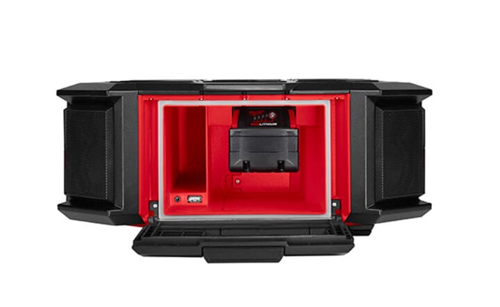 Milwaukee M18 PACKOUT Radio + Charger with M18 2.0Ah Battery and Mounting Plate Bundle, large image number 3