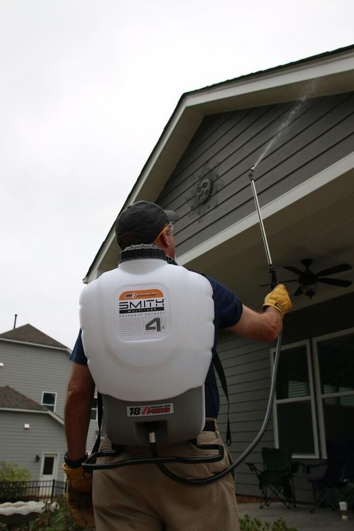 Smith Performance Sprayers 18V Backpack Sprayer Multi Use 4 Gallon Lithium Ion Kit, large image number 2