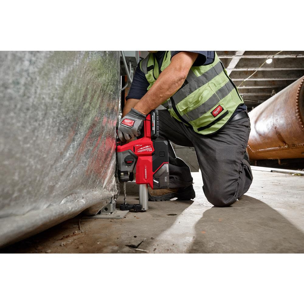 Milwaukee M18 Fuel 5 8 Inch Sds Plus Rotary Hammer With Dust Extractor Kit 2908 22de - Image 12