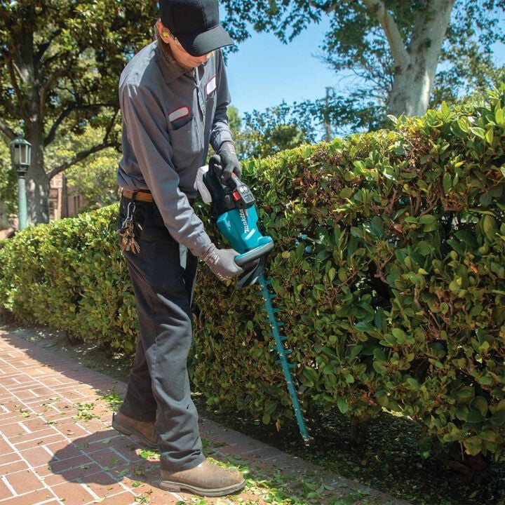 Makita 40V max XGT Hedge Trimmer (Bare Tool) 24in Brushless Cordless, large image number 13