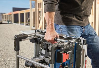 Bosch PROFACTOR 18V 8 1/4in Portable Table Saw Kit with 1 CORE18V 8.0 Ah PROFACTOR Performance Battery, large image number 3