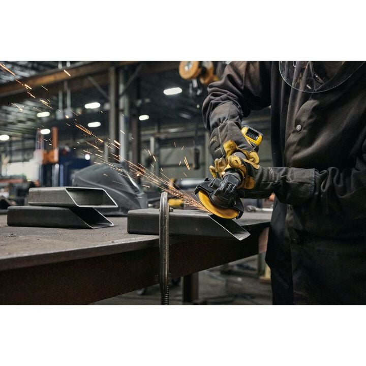 DEWALT ATOMIC 20V MAX 4 Inch Angle Grinder Kit with XR POWERSTACK, large image number 9