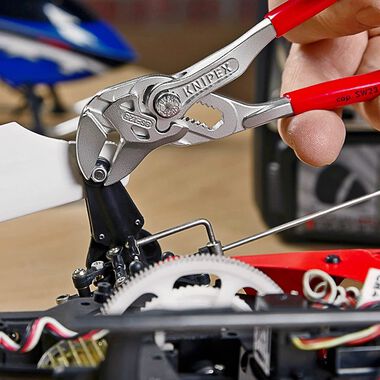 KNIPEX launches mini pliers set - Installer Online